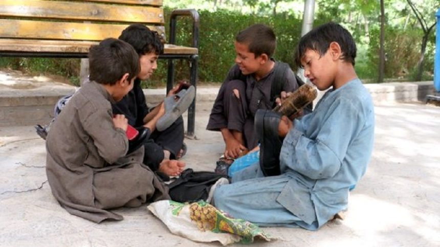 سازمان حقوق کودکان: افغانستان از جمله بدترین کشورها برای کودکان است