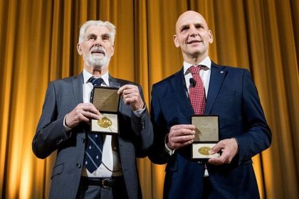 تاثیر برنده‌شدن نوبل: پژوهش‌گران می‌گوید که دانش‌مندانی برنده از نظر علمی افت می‌کنند