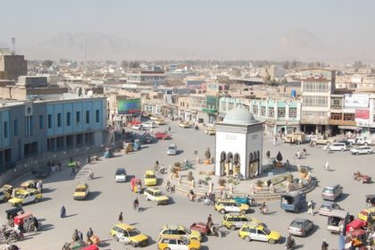 بسته‌کردن خشونت‌آمیز‌ آرایش‌گاه‌ها پیش از زمان تعیین‌شده در استان قندهار