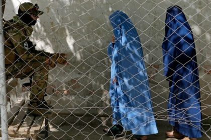 یوناما از افزایش محدودیت و نقض حقوق زنان و دختران از سوی گروه طالبان خبر می‌دهد