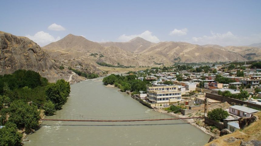 افراد ناشناس یک کودک فرمانده ارشد نظامی پیشین را در استان بدخشان حلق‌آویز کردند