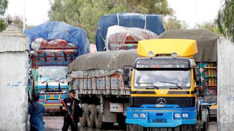 بانک جهانی از کسر بیلانس دو میلیادر دالری در افغانستان خبر می‌دهد