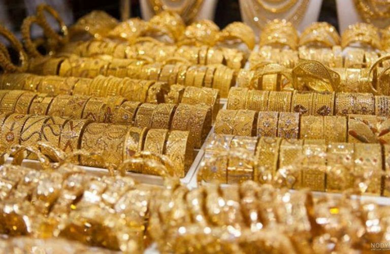 شکایت طلا‌فروشان از کسادی بازار طلا در استان قندهار