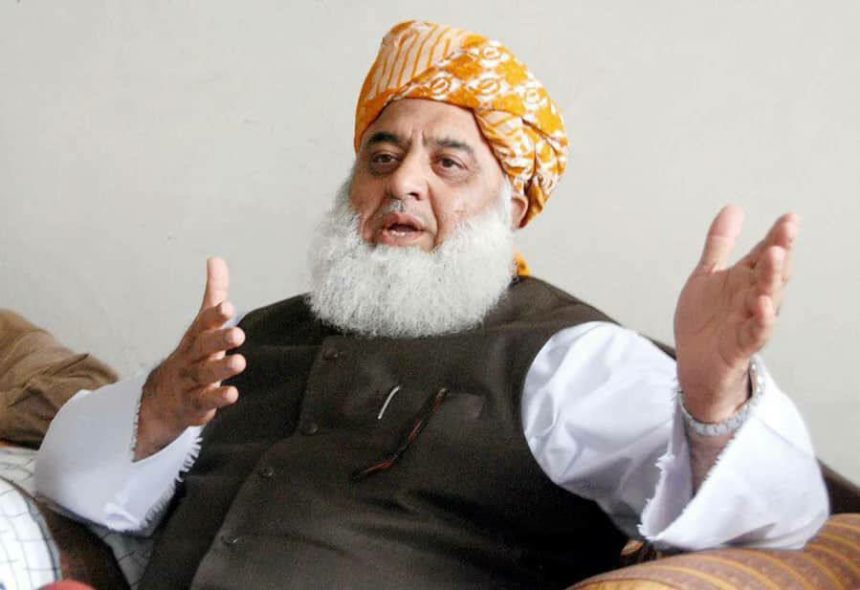مولانا فضل الرحمن: کابل در برابر تروریسم اقدام کند