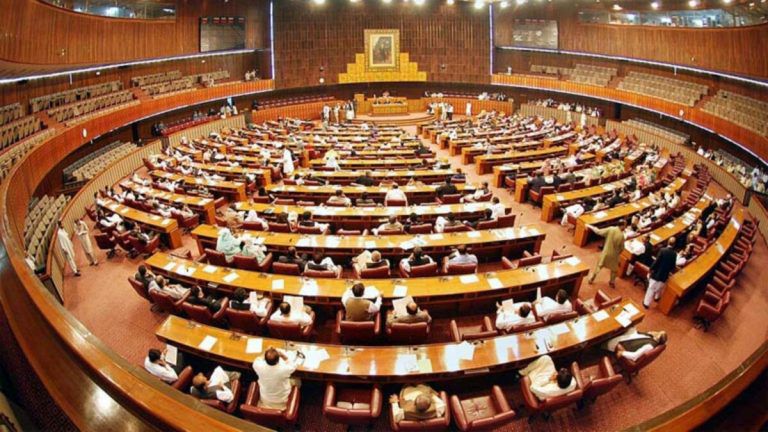 پارلمان پاکستان منحل اعلام شد
