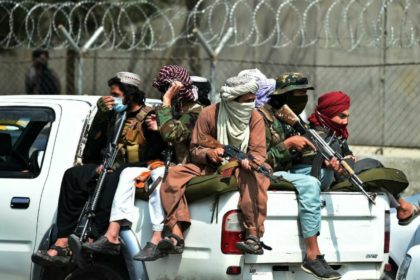 روزنامه‌ی هم‌میهن: گروه طالبان در همسایه‌گی ما، خطری برای امنیت ماست