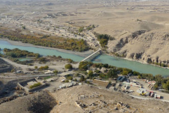 یک مقام ایرانی از رهایی آب رود‌خانه‌ی هیرمند در ماه آبان/ عقرب سال جاری خبر داد