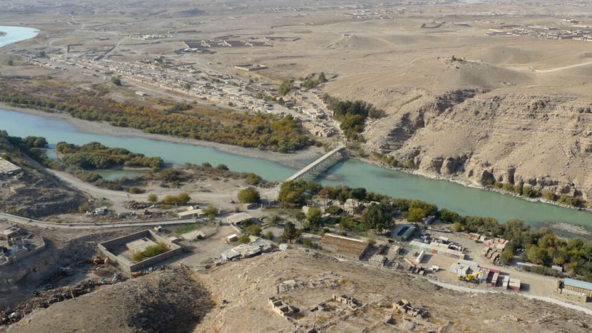 یک مقام ایرانی از رهایی آب رود‌خانه‌ی هیرمند در ماه آبان/ عقرب سال جاری خبر داد