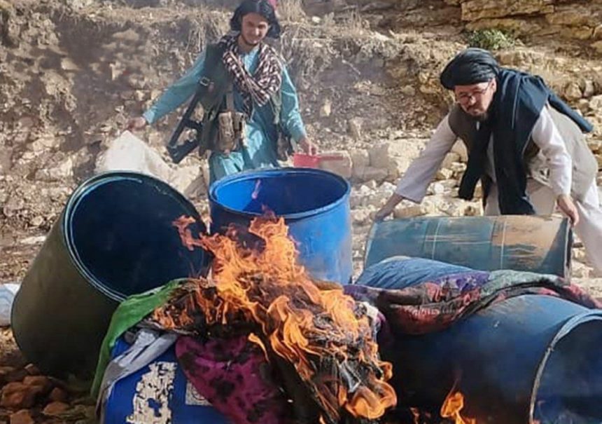 نابود‌سازی یک کارخانه‌ی تولید مواد مخدر در استان سمنگان