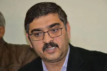 نخست وزیر پاکستان: مبارزه گروه طالبان با دیگر گروه‌های هراس‌افکن «غیرواقع‌بینانه» است