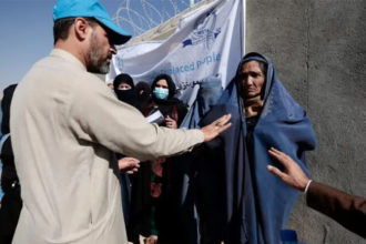 برنامه‌ی جهانی غذا: زنان افغانستانی بیش از هر زمان دیگر به حاشیه رانده‌ شدند