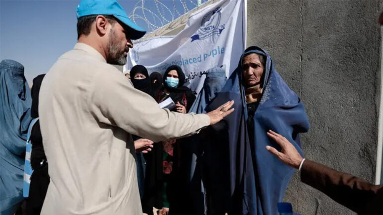 برنامه‌ی جهانی غذا: زنان افغانستانی بیش از هر زمان دیگر به حاشیه رانده‌ شدند