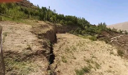 در اثر لغزش کوه در استان بدخشان ۱۲ خانواده بی‌جا شدند