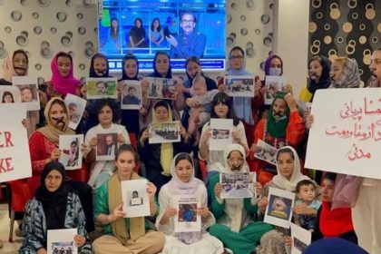زنان معترض افغانستانی در اسلام‌آباد خواستار توجه جهان به اعتصاب غذایی تمنا زریاب شدند