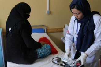 سازمان ملل ادعا دارد که افغانستان یکی از کشورهای با بالاترین آمار مرگ‌ومیر کودکان و مادران در جهان است