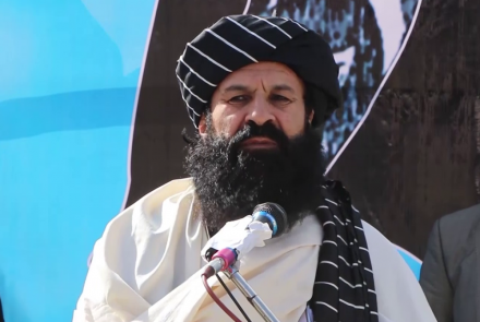 وزیر مهاجرین گروه طالبان: مقدار زیادی از کمک‌های جهانی در افغانستان برای امورات بی‌جا مصرف می‌شوند
