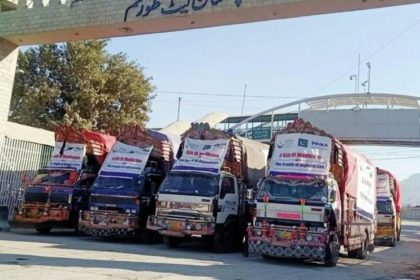پاکستان مانع صادرات ۲۱۲ کالای تجاری به افغانستان شد