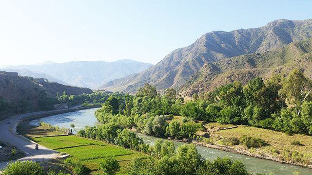 کشته و مجروح‌شدن ۱۰ تن از اثر یک روی‌داد ترافیکی در استان کنر