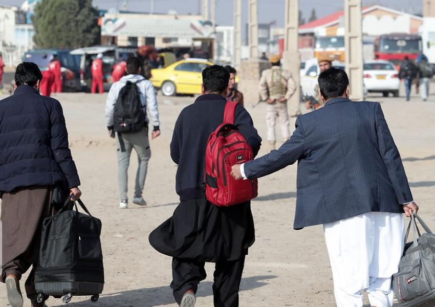 بیش از ۱۲ هزار مهاجر افغانستانی طی شش ماه نخست ام‌سال از استان قم ایران اخراج شدند