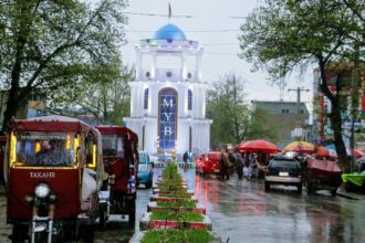 جمع‌آوری بیش از ۲۵۰ غرفه‌ی دست‌فروشی در استان تخار بواسطه‌ی شهرداری گروه طالبان