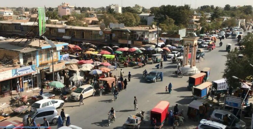 گروه طالبان در استان جوزجان از مردم باج‌گیری می‌کنند