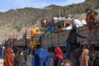 بیش از دو‌هزار مهاجر افغانستانی از پاکستان اخراج شدند