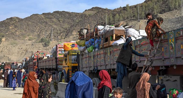 بیش از دو‌هزار مهاجر افغانستانی از پاکستان اخراج شدند