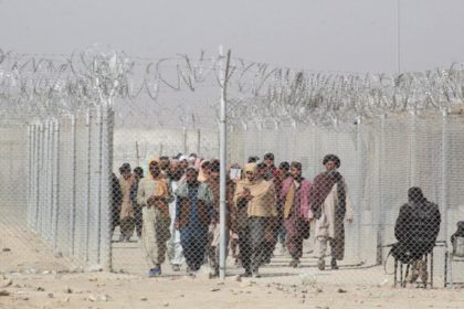 ۹۹ شهروند افغانستانی از زندان‌های پاکستان آزاد شدند
