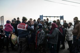 پلیس ترکیه: در یک ماه پسین ۲۵۰ پناه‌جوی افغانستانی را از شهر چاناک‌قلعه دست‌گیر کردیم