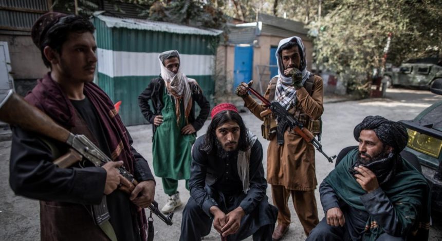 راهزنی و سرقت برخی فرماندهان محلی گروه طالبان