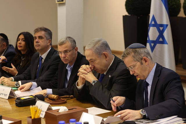 دادگاه عالی اسراییل با آغاز خروج نیروهای نظامی اسراییل از غزه به نتانیاهو ضربه‌ی سیاسی وارد کرد