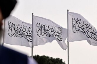 طالبان مدعی شدند با ۴۰ سفارت افغانستان ارتباط دارند