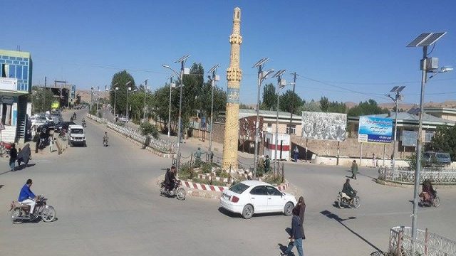 گروه طالبان در استان غور شماری از دختران را بازداشت کرده‌اند