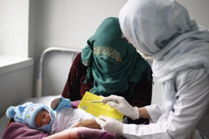 سازمان ملل در افغانستان از ابتلای بیش از دو میلیون زن باردار به سوءتغذیه خبر داد