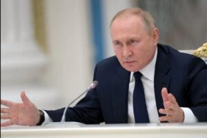 پوتین: روسیه برای جنگ هسته‌ای آماده است