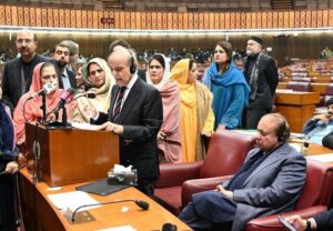 شهباز شریف به‌عنوان نخست‌وزیر پاکستان سوگند وفاداری یاد کرد