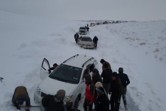 راه‌های مواصلاتی چهار شهرستان استان تخار به روی رفت‌وآمد بسته شدند