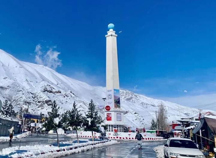 گروه طالبان در پنج‌شیر‌ یک آرایش‌گر مرد را برای یک شب زندانی کردند