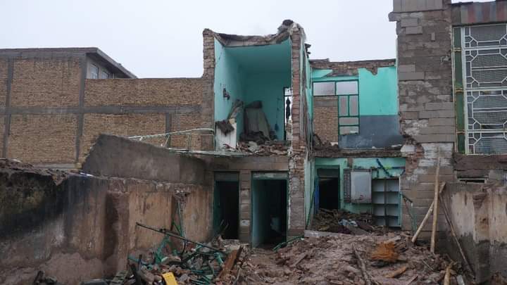 هفت تن از اثر فروریختن سقف چند خانه در استان هرات جان باختند