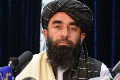 سخن‌گوی طالبان خبرنگاران را نمایندگان وصل بین ملت و نظام خواند