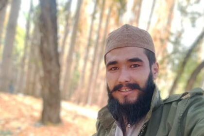 نیروهای استخبارات گروه طالبان یک شاعر جوان را در استان دایکندی بازداشت کرده‌اند