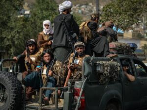 غصب و فروش زمین‌های شخصی مردم توسط یک عضو طالبان در بدخشان