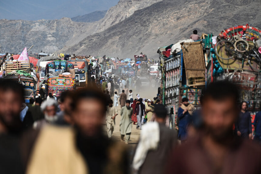 سازمان بین‌المللی مهاجرت: در دو هفته، یازده هزار مهاجر افغانستانی از پاکستان اخراج شده‌اند